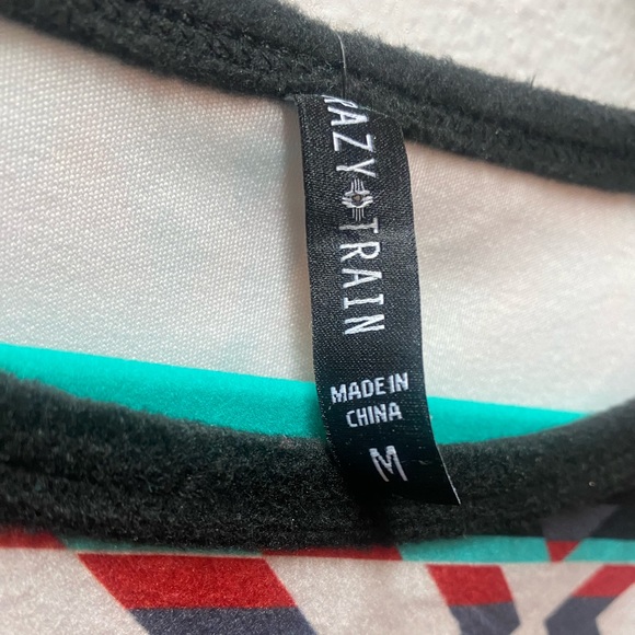 NWT Women’s M Crazy Train Navajo Print Long Sleeve Tee - Picture 2 of 2